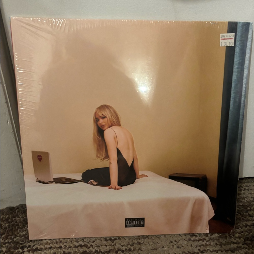 sabrina carpenter emails i can’t send vinyl record